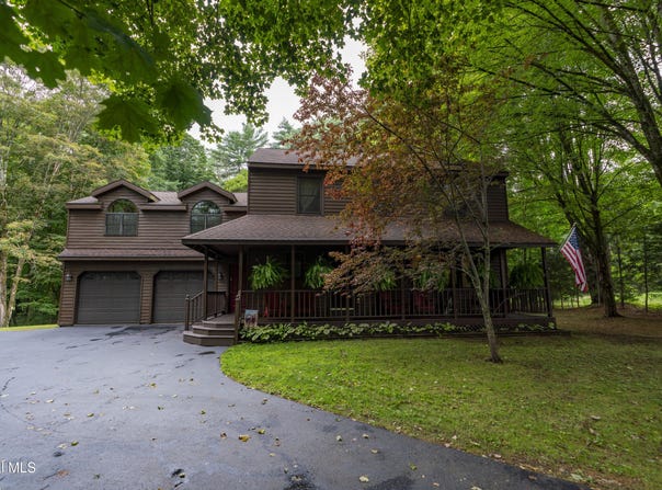 28 Hyspot Road, Greenfield Center, NY 12833