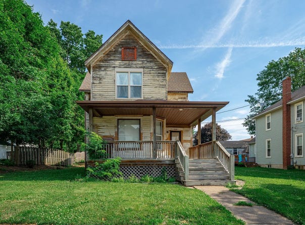 644 W Elk, FREEPORT, IL 61032