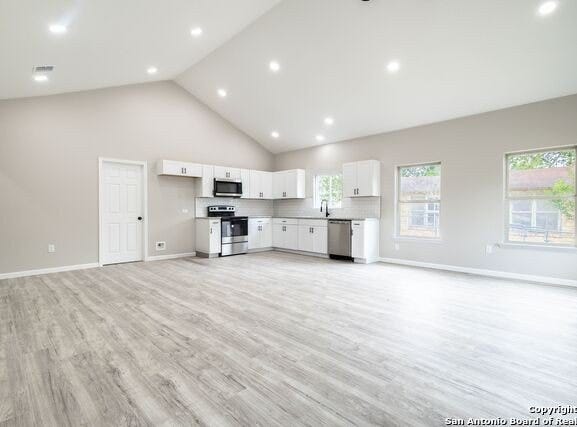 908 Plum, Floresville, TX 78114