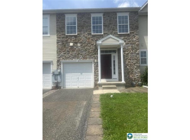 17 Bishop Pine Road, Washington Twp, PA 19504