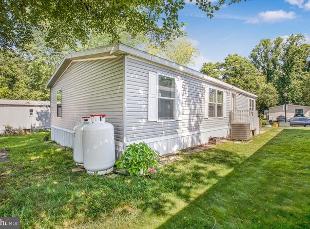 199 BOONES DRIVE, LOTHIAN, MD 20711