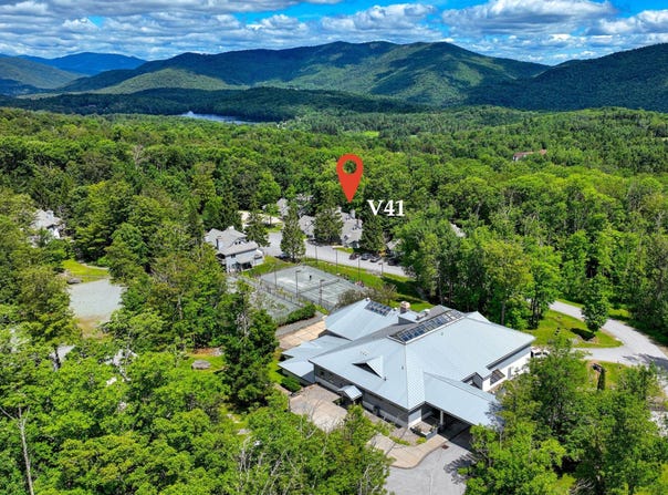 53 Woods Lane, Killington, VT 05751