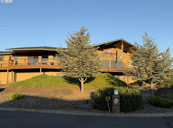 1014 ROE DR, Goldendale, WA 98620