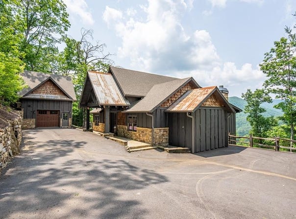 670 Brittney Drive, Blue Ridge, GA 30513