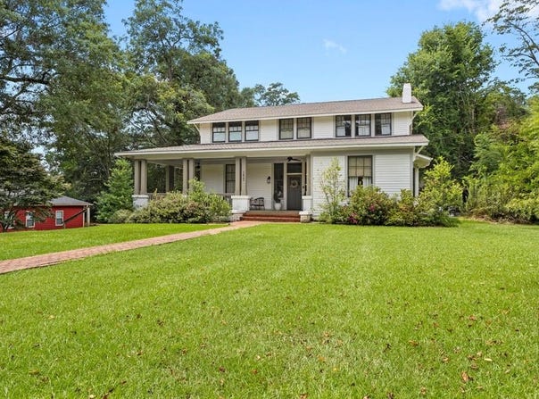 1622 N 5th Ave, LAUREL, MS 39440