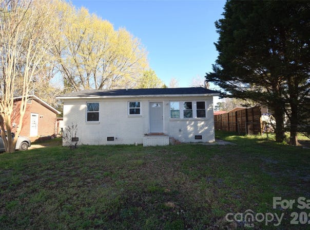 2546 Amber Crest Drive, Gastonia, NC 28052