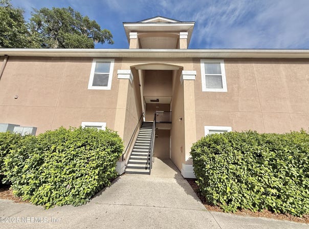 6788 MANOTAK OAKS Drive unit: 207, Jacksonville, FL 32210