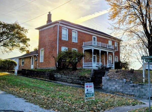 322 2nd St, Glasgow, MO 65254