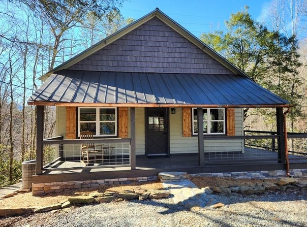 820 Beaver Creek, ANDREWS, NC 28901