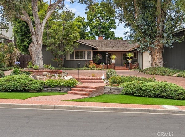 1455 La Perla, Long Beach, CA 90815
