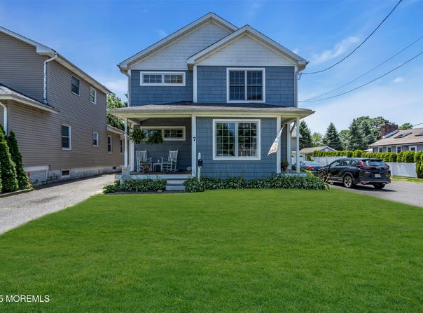 7 Thompson Street, West Long Branch, NJ 07764