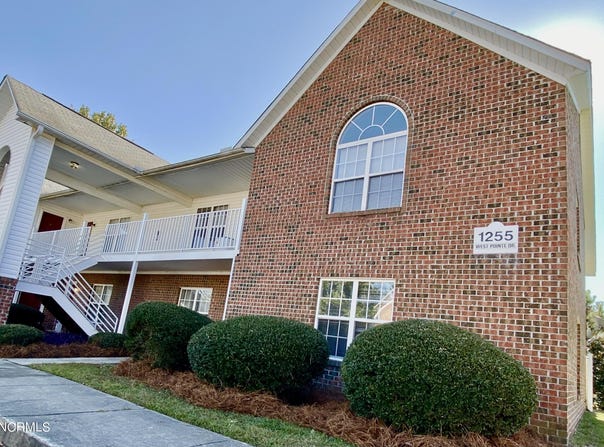 1247 Westpointe Drive, Greenville, NC 27834