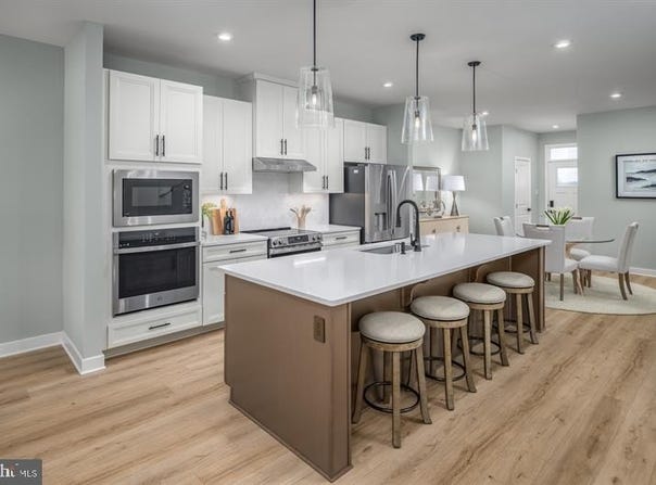 5056 HELTON DRIVE, SYKESVILLE, MD 21784