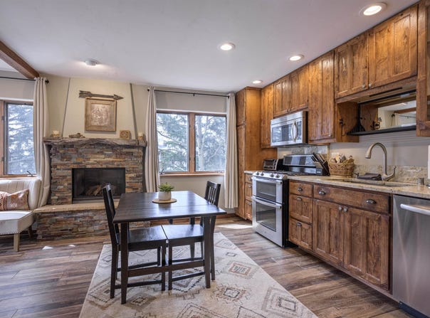 5 Ernie Blake Road, Taos Ski Valley, NM 87525