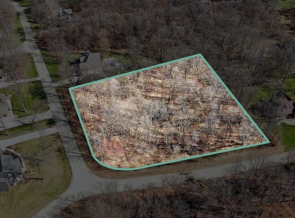 62,63 Maple Wood Drive, Edwardsburg, MI 49112