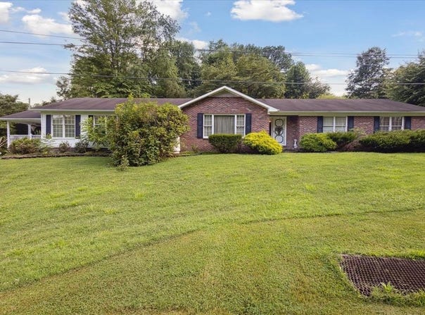 621 Bridgestone Dr., Raven, VA 24639