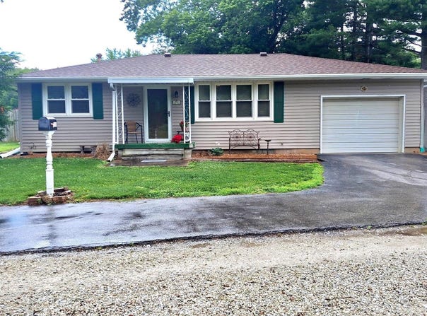 751 N 3RD Street, Cuba, IL 61427
