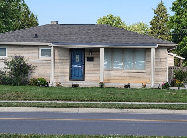 2611 Taylor Road, Columbus, IN 47203