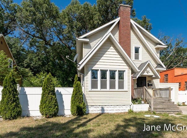 3305 Peck Street, Muskegon, MI 49444