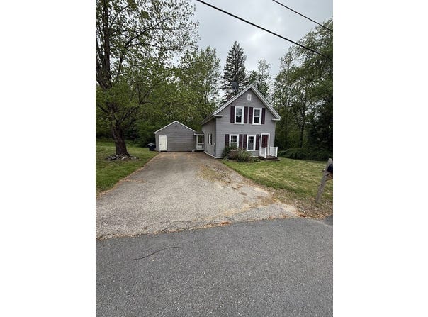41 School Street, Spencer, MA 01562