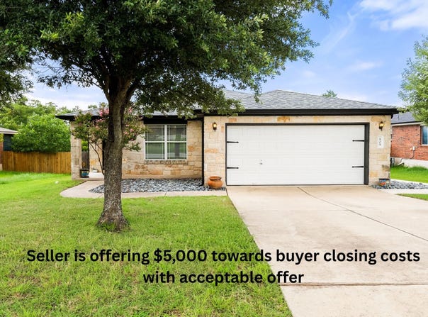 809 W South ST, Leander, TX 78641