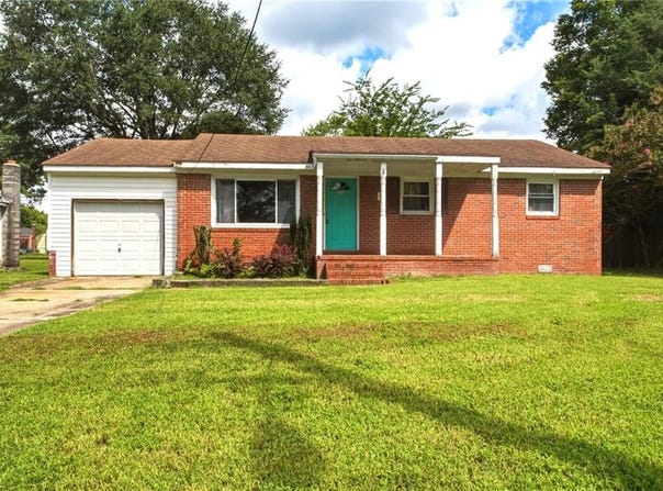 504 Plummer Drive, Chesapeake, VA 23320