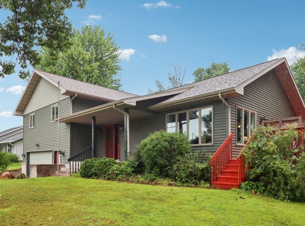 953 Davies Road, Spring Green, WI 53588