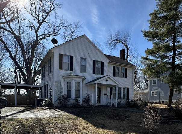 610 Arrow St, Marshall, MO 65340