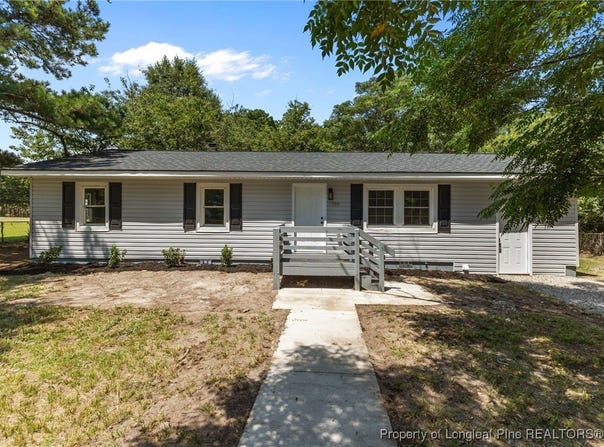 190 Payton Place Road, Lumber Bridge, NC 28357