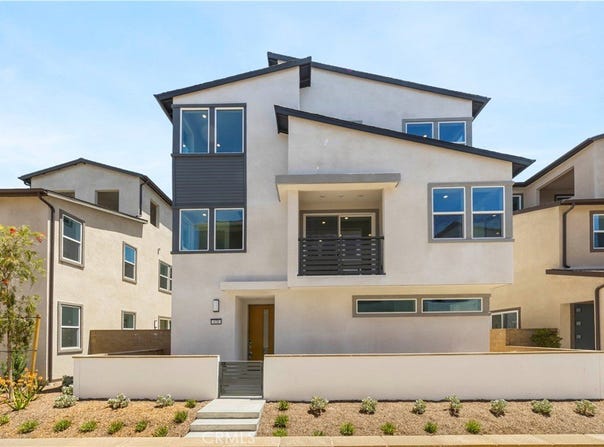 470 Lobata, Irvine, CA 92618