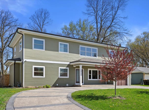 4922 W Dean Rd, Milwaukee, WI 53223