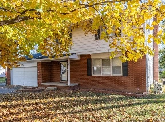 5297 Oaktree Drive, Flint Twp, MI 48532