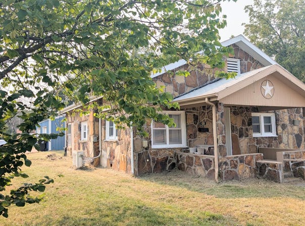 410 S Ohio Street, El Dorado Springs, MO 64744