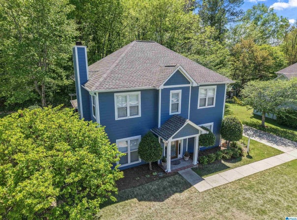 1117 AMBERLEY WOODS DRIVE, HELENA, AL 35080
