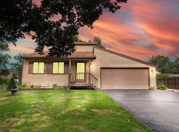 210 Lochaven Road, Waterford, MI 48327