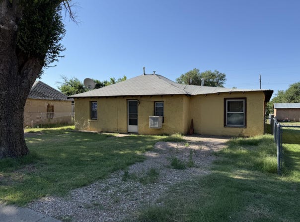 310 ELM Avenue, Tucumcari, NM 88401