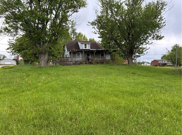 105 Lentz Rd, Unity  Twp, PA 15650