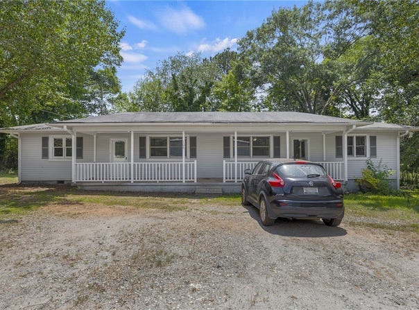 106 Hanks Circle, Anderson, SC 29621