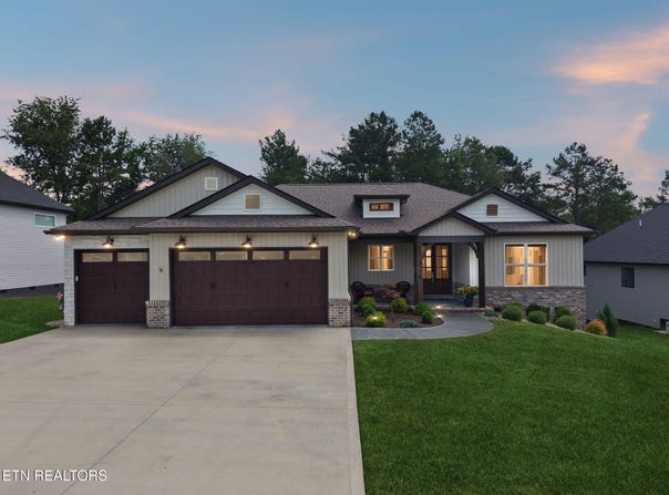 5389 Zion Ridge Rd, Loudon, TN 37774