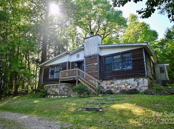1042 Jackson Road, Fort Lawn, SC 29714