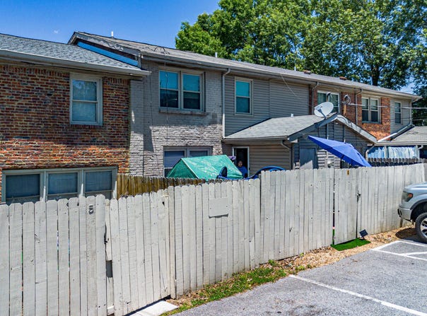6235 Benton Road, Paducah, KY 42003