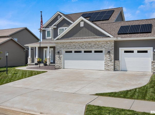 2821 W Lake Trail Court, Dunlap, IL 61525