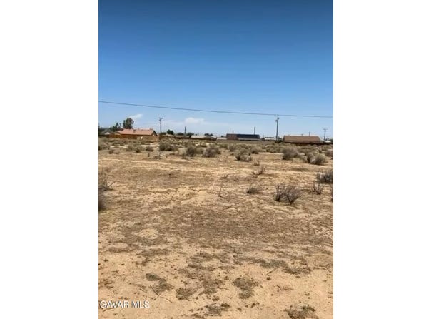 Sherwood Ave Avenue, California City, CA 93505