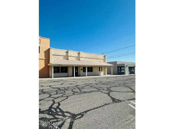 1009 W Arizona Ave, Parker, AZ 85344
