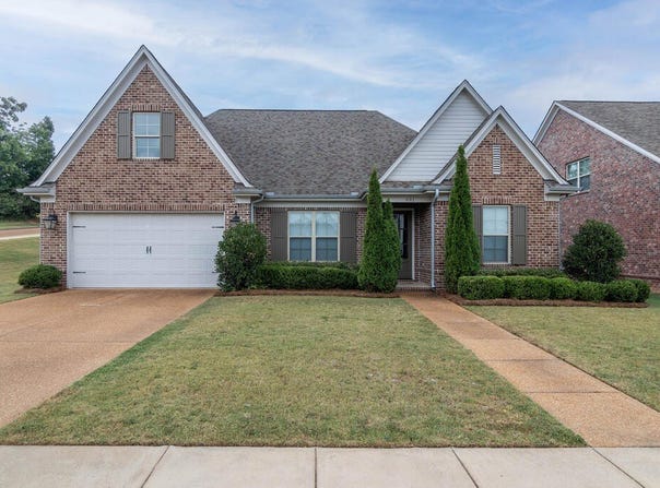 681 Centerpointe Cove, OXFORD, MS 38655