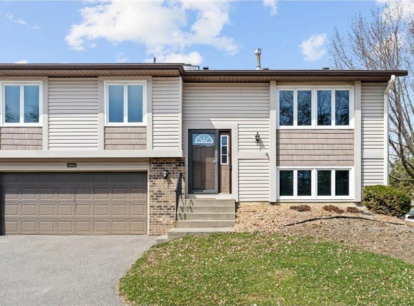 14661 94th Place N, Maple Grove, MN 55369