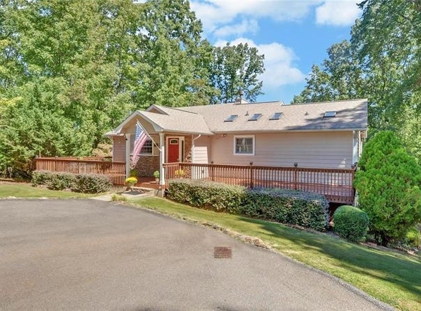 447 Emerald Ridge, Dahlonega, GA 30533