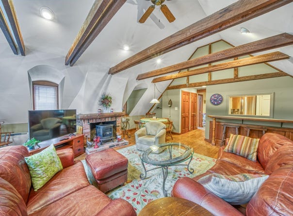 4 Prospect Hill Road, Sunapee, NH 03782