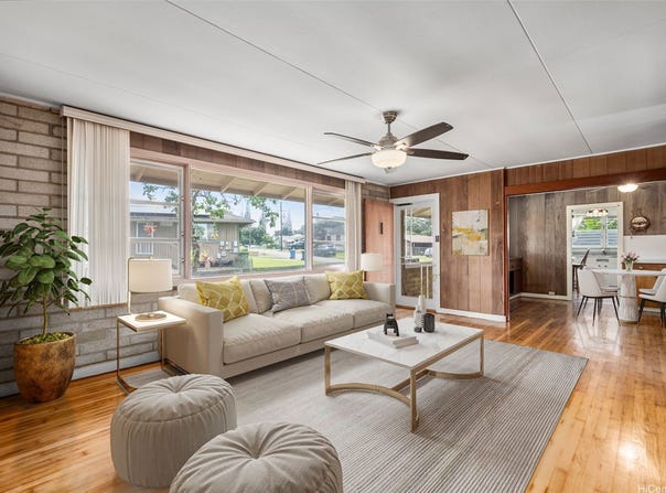 303 Valley Avenue, Wahiawa, HI 96786