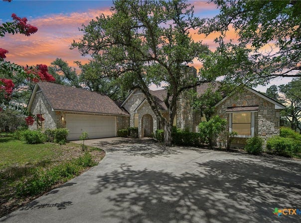 302 Mesa Drive, Wimberley, TX 78676